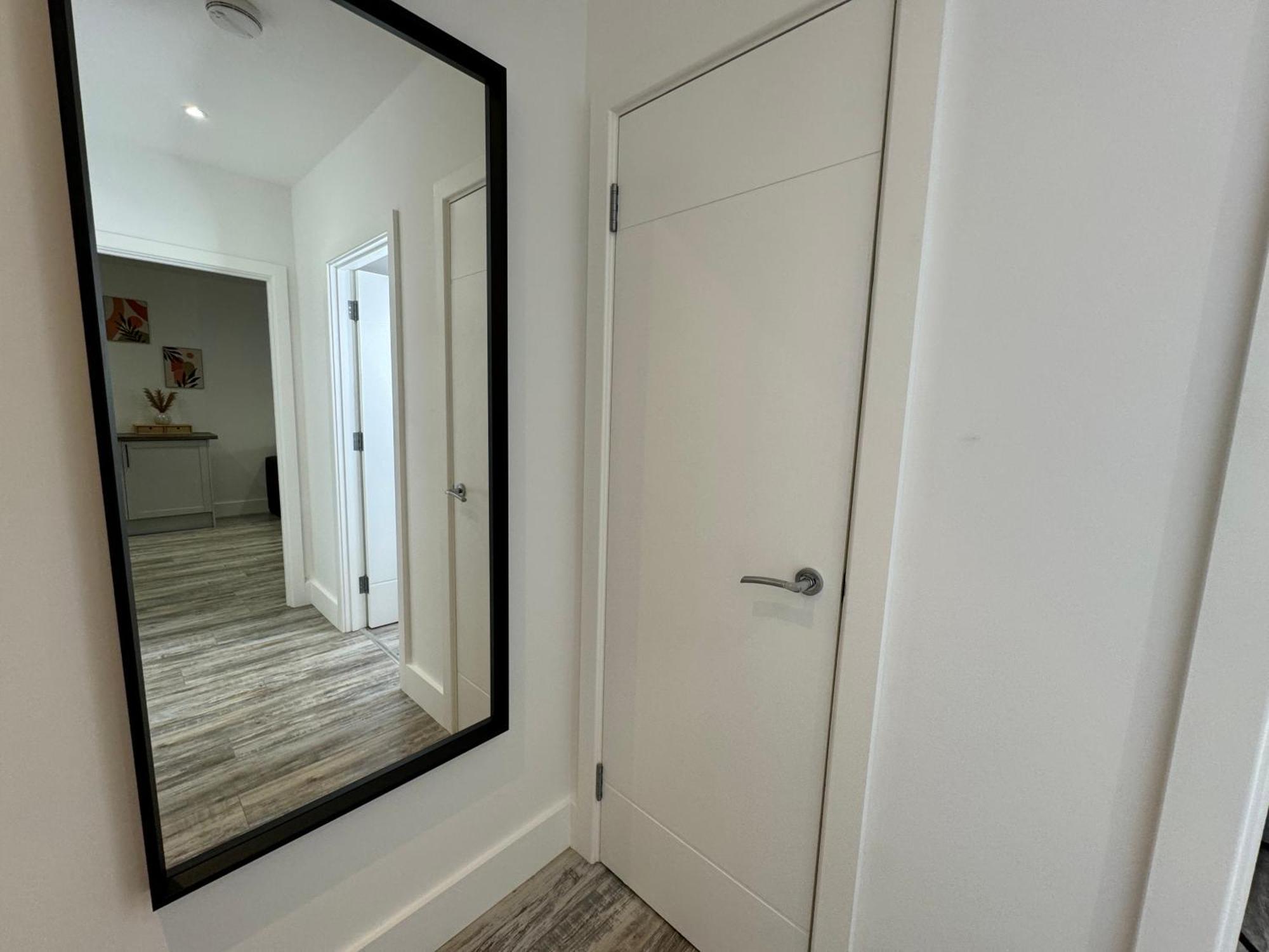 Modern One-Bedroom Apartment Swindon Eksteriør bilde